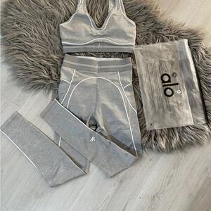 ALO Yoga Silver Gray Seamless Sports Bra and Leggings Set